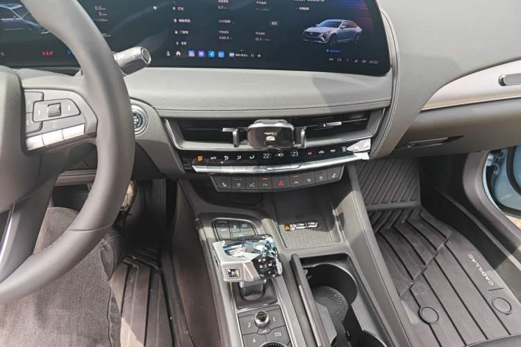 Used Cadillac CT5 2025 28T Track Performance Edition Audio And AC Panel