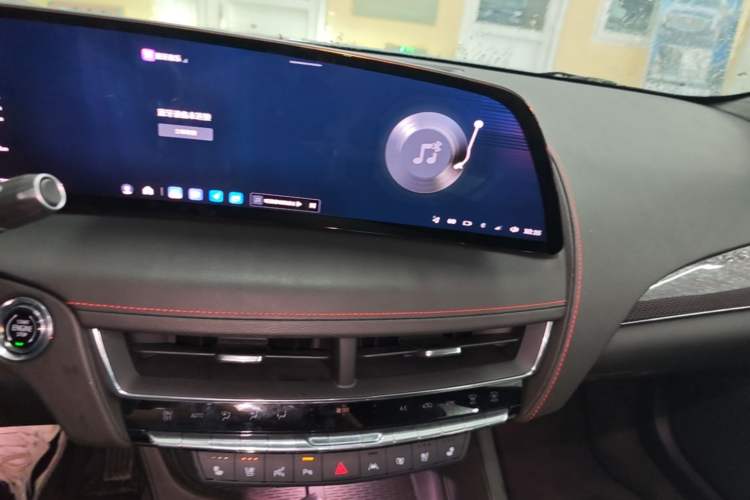 Used Cadillac CT5 2025 28T Track Performance Edition + Peak Track Optional Package Audio And AC Panel