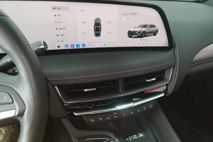 Used Cadillac CT5 2025 28T Track Performance Edition Audio And AC Panel