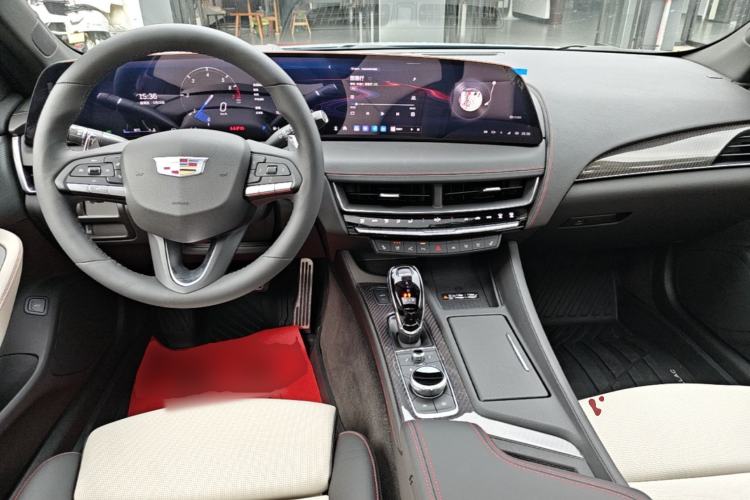 Used Cadillac CT5 2025 28T Track Performance Edition + Peak Track Optional Package Center Console