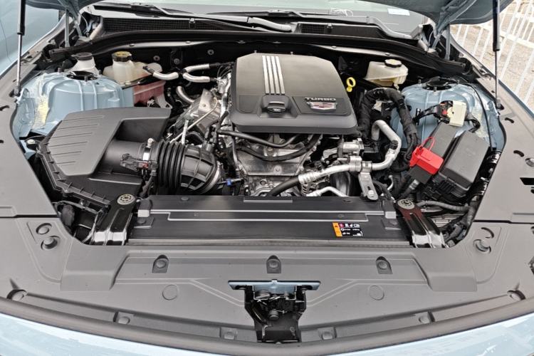 Used Cadillac CT5 2025 28T Track Performance Edition + Peak Track Optional Package Engine Bay