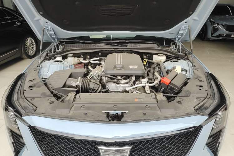 Used Cadillac CT5 2025 28T Track Performance Edition + Peak Track Optional Package Engine Bay