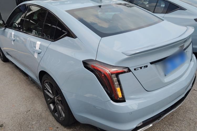 Used Cadillac CT5 2025 28T Track Performance Edition + Peak Track Optional Package Exterior 2