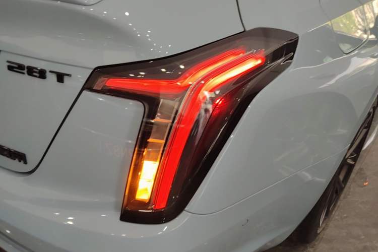 Used Cadillac CT5 2025 28T Track Performance Edition + Peak Track Optional Package Exterior 3