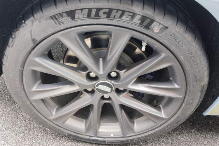 Used Cadillac CT5 2025 28T Track Performance Edition Exterior 5