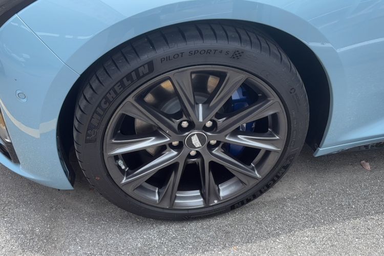 Used Cadillac CT5 2025 28T Track Performance Edition + Peak Track Optional Package Exterior 6