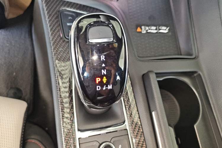 Used Cadillac CT5 2025 28T Track Performance Edition Gear Lever