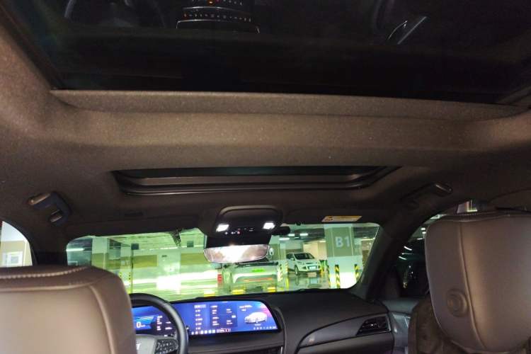 Used Cadillac CT5 2025 28T Track Performance Edition Headliner