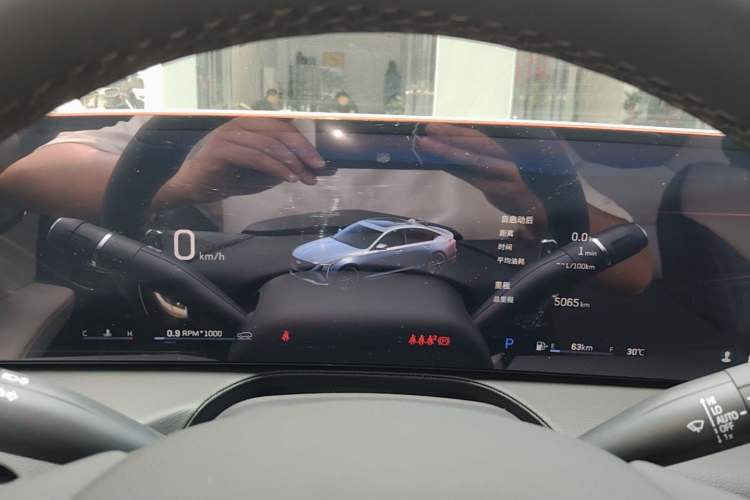 Used Cadillac CT5 2025 28T Track Performance Edition + Peak Track Optional Package Instrument Cluster