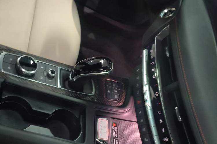 Used Cadillac CT5 2025 28T Track Performance Edition + Peak Track Optional Package Interior 1