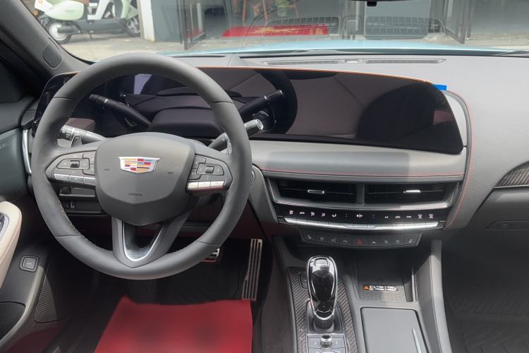 Used Cadillac CT5 2025 28T Track Performance Edition + Peak Track Optional Package Interior 3