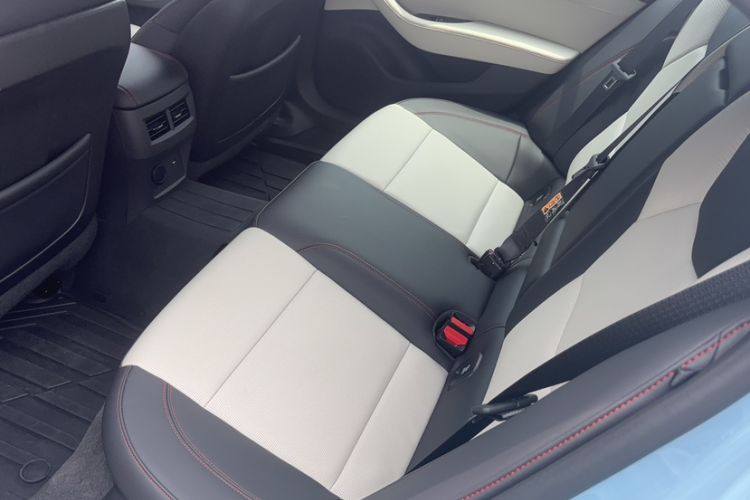Used Cadillac CT5 2025 28T Track Performance Edition + Peak Track Optional Package Interior 6