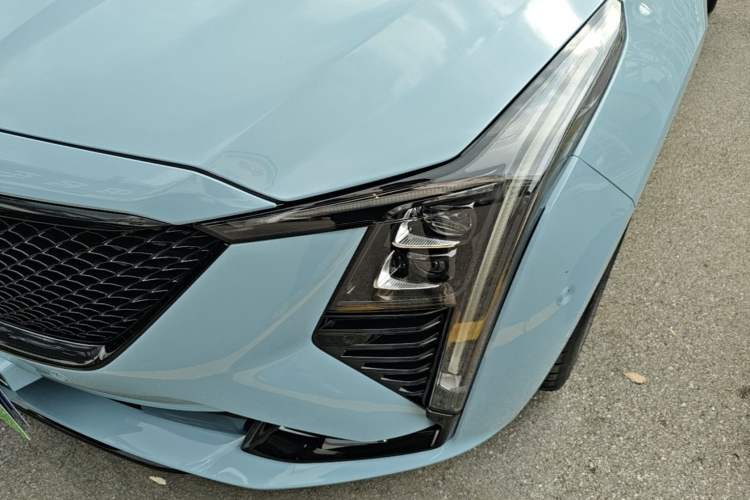 Used Cadillac CT5 2025 28T Track Performance Edition + Peak Track Optional Package Left Front Headlight