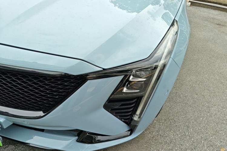 Used Cadillac CT5 2025 28T Track Performance Edition + Peak Track Optional Package Left Front Headlight