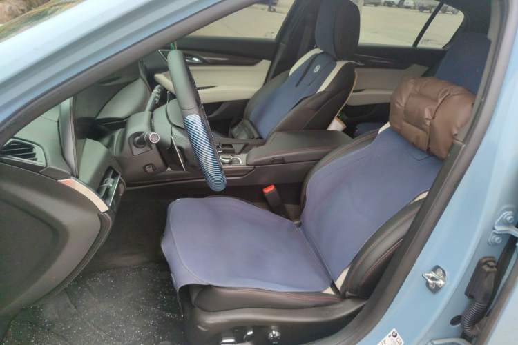 Used Cadillac CT5 2025 28T Track Performance Edition + Peak Track Optional Package Left Front Seat