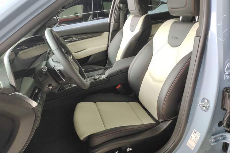 Used Cadillac CT5 2025 28T Track Performance Edition + Peak Track Optional Package Left Front Seat
