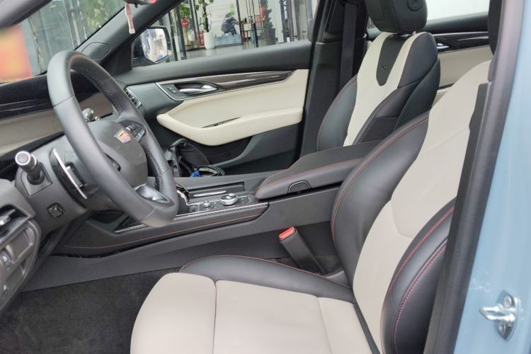 Used Cadillac CT5 2025 28T Track Performance Edition Left Front Seat