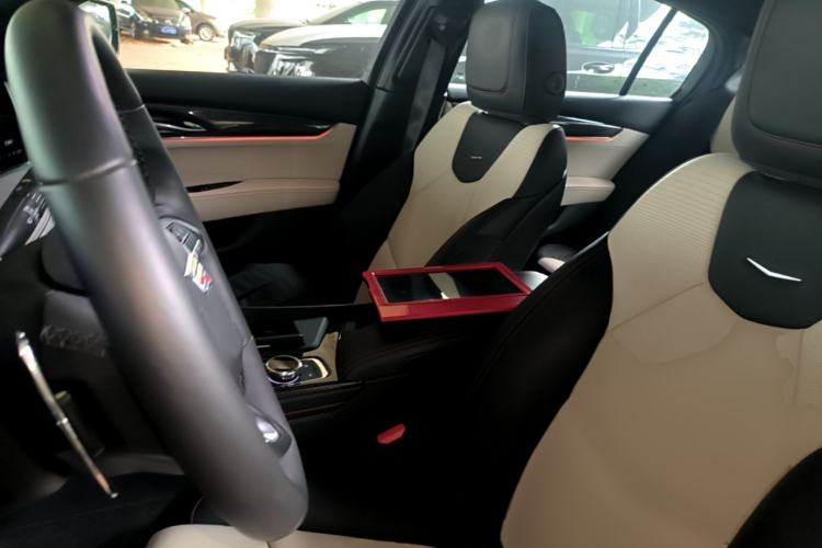 Used Cadillac CT5 2025 28T Track Performance Edition + Peak Track Optional Package Left Front Seat