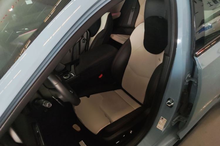 Used Cadillac CT5 2025 28T Track Performance Edition + Peak Track Optional Package Left Front Seat
