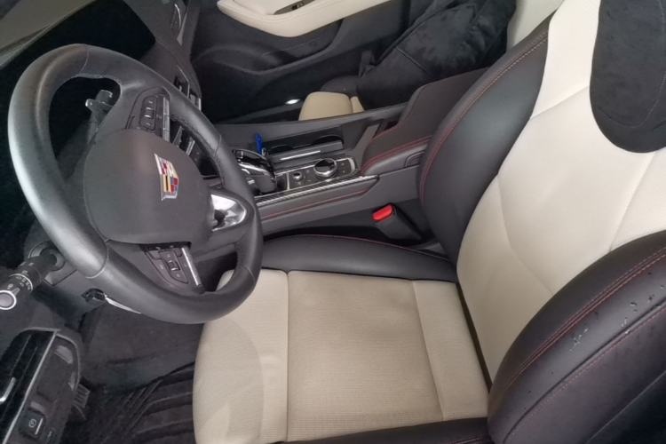 Used Cadillac CT5 2025 28T Track Performance Edition + Peak Track Optional Package Left Front Seat