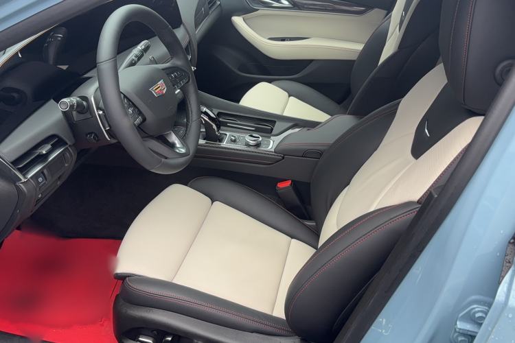 Used Cadillac CT5 2025 28T Track Performance Edition + Peak Track Optional Package Left Front Seat