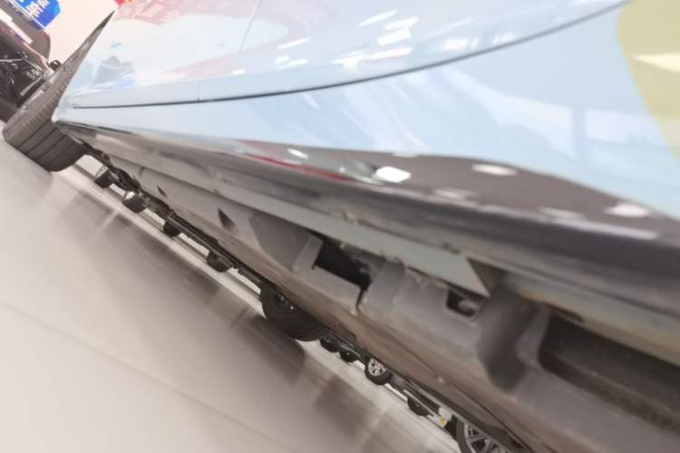 Used Cadillac CT5 2025 28T Track Performance Edition Left Side Sill