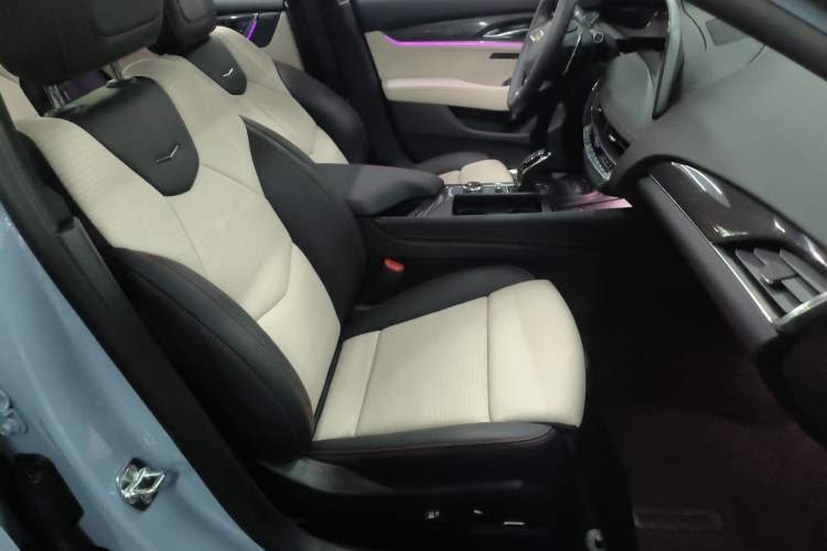 Used Cadillac CT5 2025 28T Track Performance Edition + Peak Track Optional Package Right Front Seat