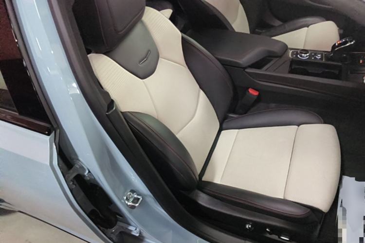 Used Cadillac CT5 2025 28T Track Performance Edition + Peak Track Optional Package Right Front Seat