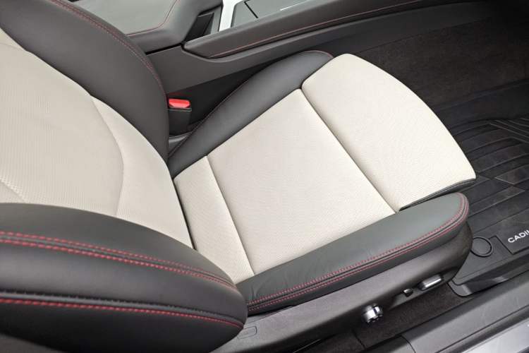Used Cadillac CT5 2025 28T Track Performance Edition + Peak Track Optional Package Right Front Seat
