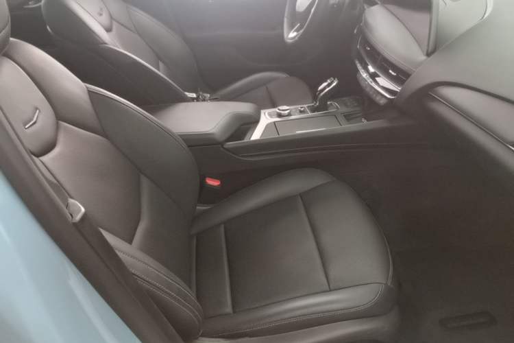 Used Cadillac CT5 2025 28T Track Performance Edition Right Front Seat