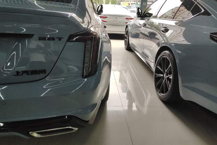 Used Cadillac CT5 2025 28T Track Performance Edition + Peak Track Optional Package Right Rear Taillight