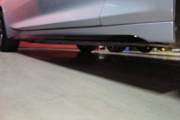 Used Cadillac CT5 2025 28T Track Performance Edition + Peak Track Optional Package Right Side Sill