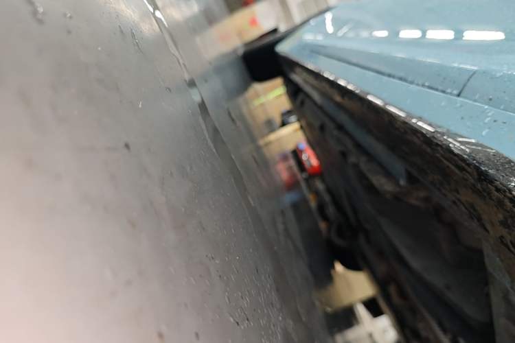 Used Cadillac CT5 2025 28T Track Performance Edition + Peak Track Optional Package Right Side Sill