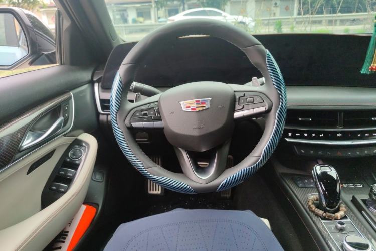 Used Cadillac CT5 2025 28T Track Performance Edition + Peak Track Optional Package Steering Wheel