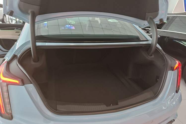Used Cadillac CT5 2025 28T Track Performance Edition + Peak Track Optional Package Trunk