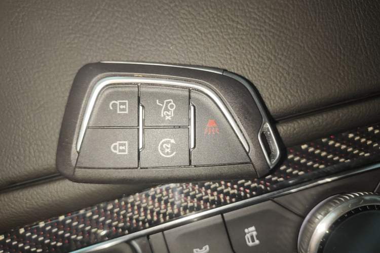 Used Cadillac CT5 2025 28T Track Performance Edition + Peak Track Optional Package Vehicle Key