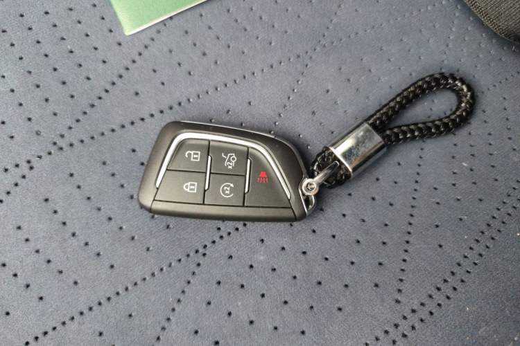 Used Cadillac CT5 2025 28T Track Performance Edition + Peak Track Optional Package Vehicle Key