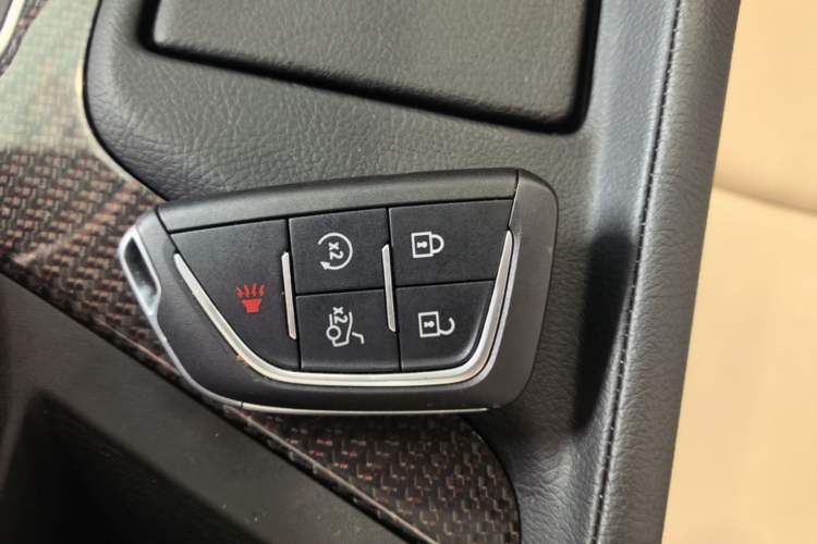 Used Cadillac CT5 2025 28T Track Performance Edition + Peak Track Optional Package Vehicle Key