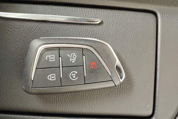 Used Cadillac CT5 2025 28T Track Performance Edition + Peak Track Optional Package Vehicle Key