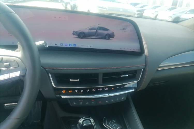 Used Cadillac CT5 2025 28T Track Performance Edition + Peak Track Optional Package Audio And AC Panel