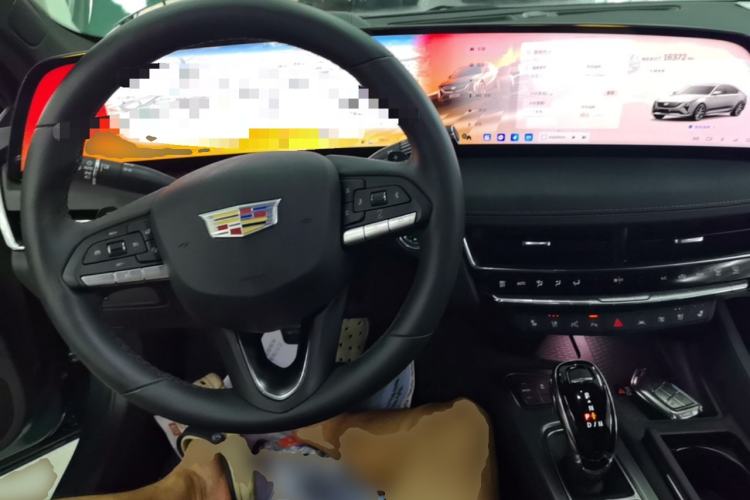 Used Cadillac CT5 2025 28T Track Performance Edition Center Console