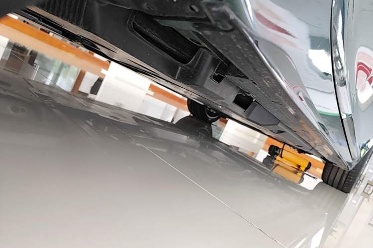 Used Cadillac CT5 2025 28T Track Performance Edition + Peak Track Optional Package Chassis Rear Right