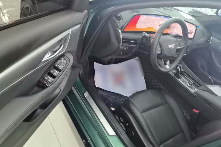 Used Cadillac CT5 2025 28T Track Performance Edition Driver Seat