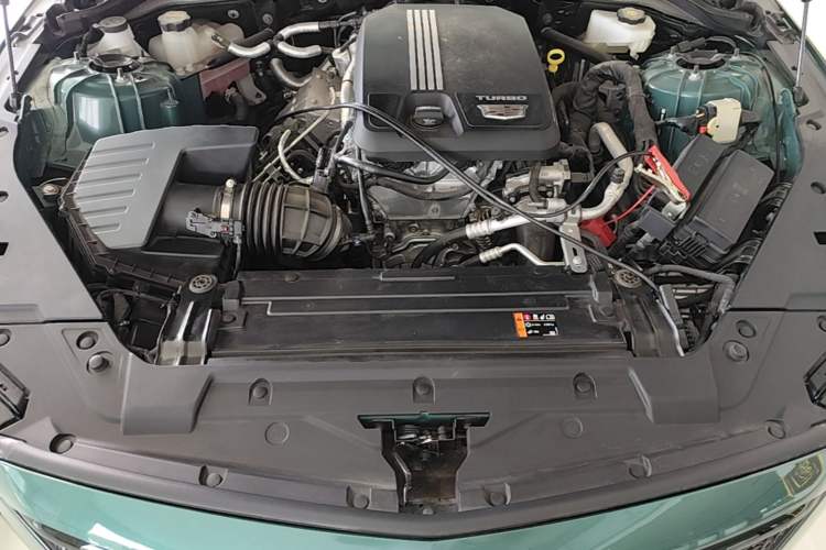 Used Cadillac CT5 2025 28T Track Performance Edition + Peak Track Optional Package Engine Bay
