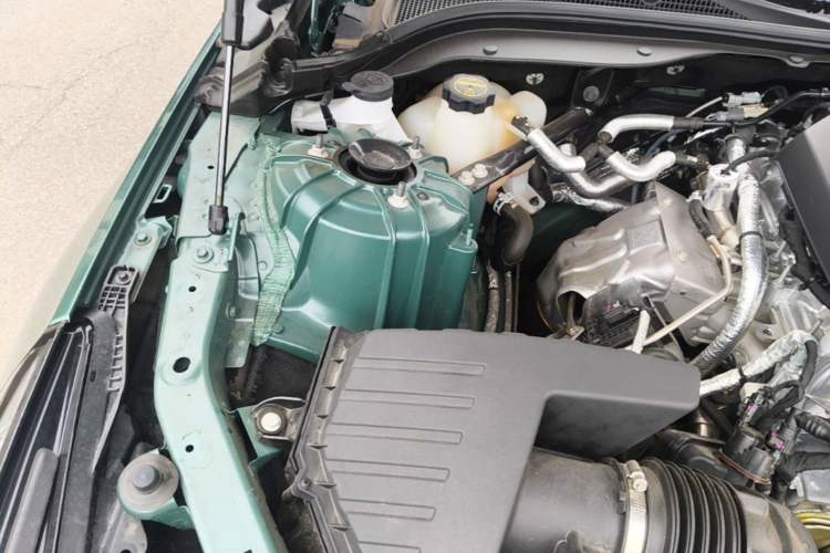 Used Cadillac CT5 2025 28T Track Performance Edition + Peak Track Optional Package Engine Bay Right