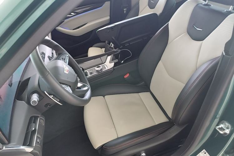 Used Cadillac CT5 2025 28T Track Performance Edition + Peak Track Optional Package Left Front Seat