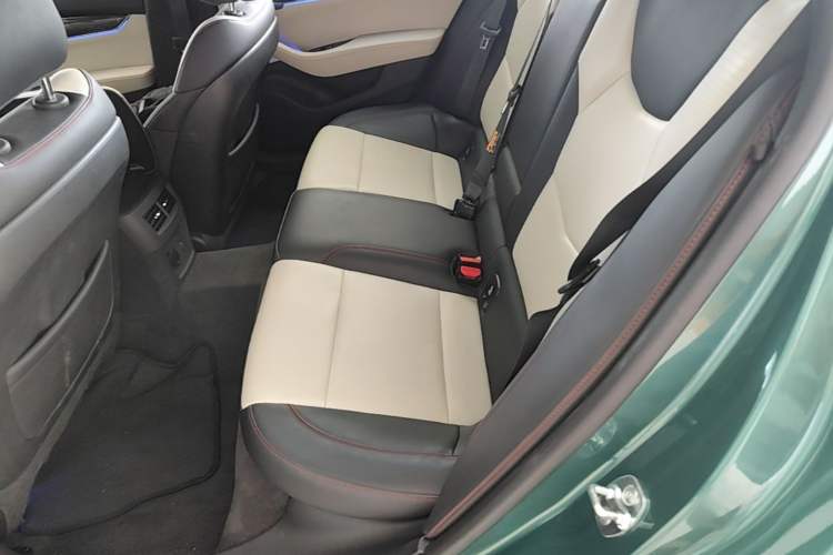 Used Cadillac CT5 2025 28T Track Performance Edition + Peak Track Optional Package Left Rear Seat
