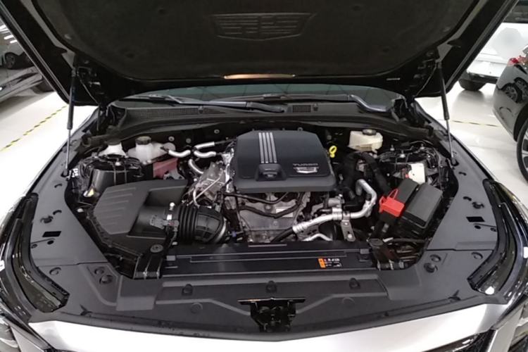 Used Cadillac CT5 2025 28T Track Performance Edition Engine Bay
