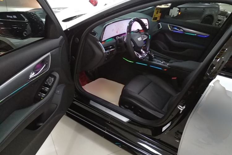 Used Cadillac CT5 2025 28T Track Performance Edition Left Front Seat