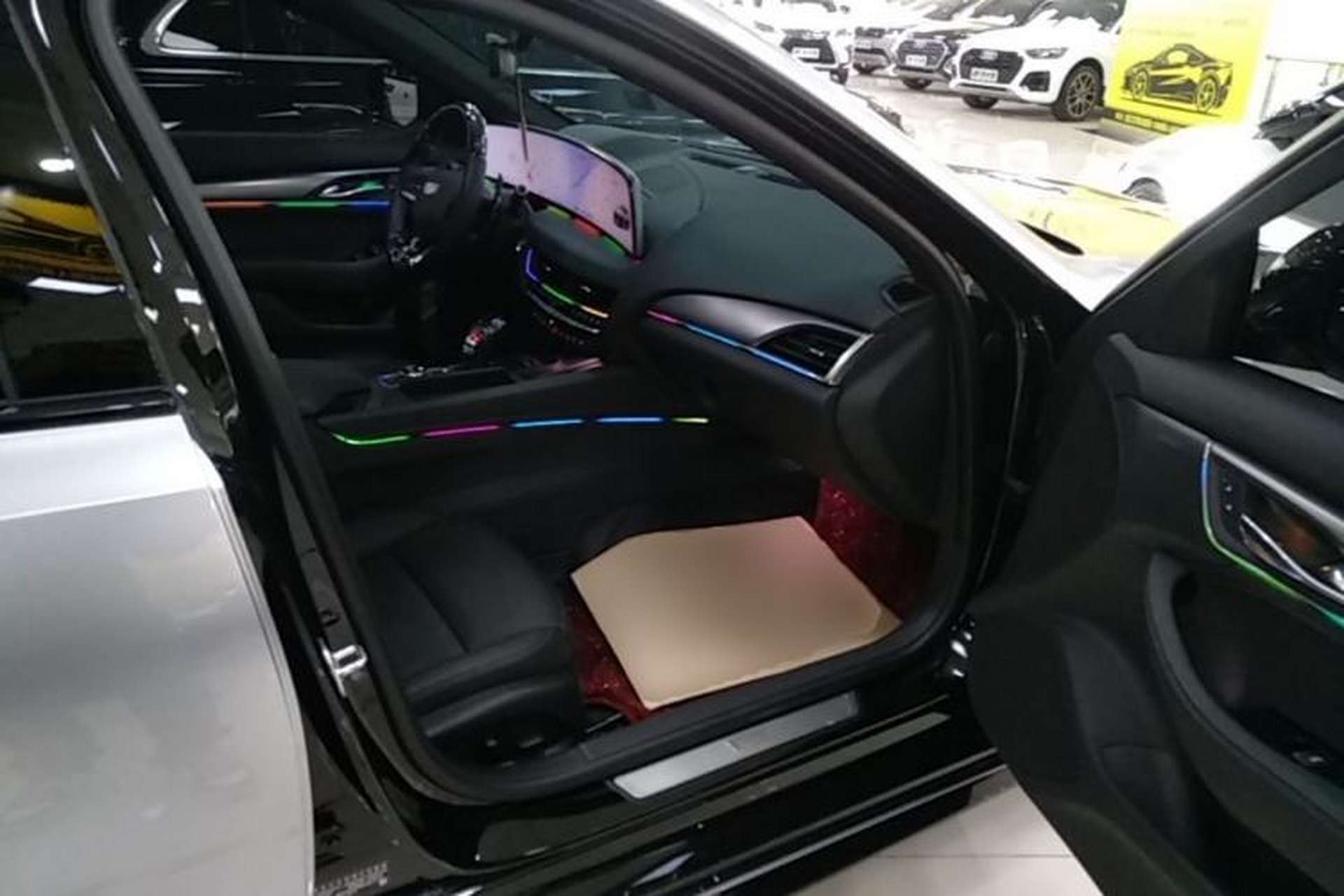 Used Cadillac CT5 2025 28T Track Performance Edition Right Front Seat